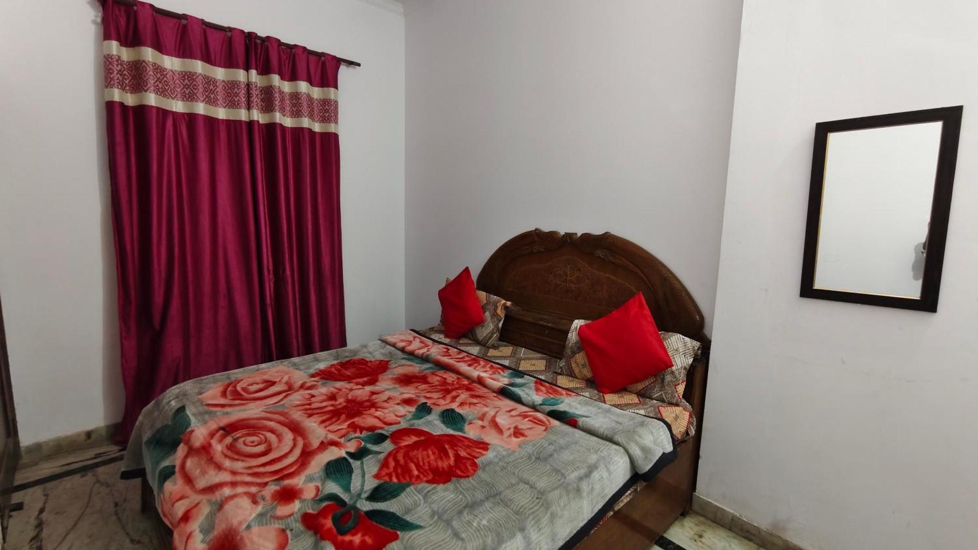 Rajdhani Guest House Faridabad Exterior foto