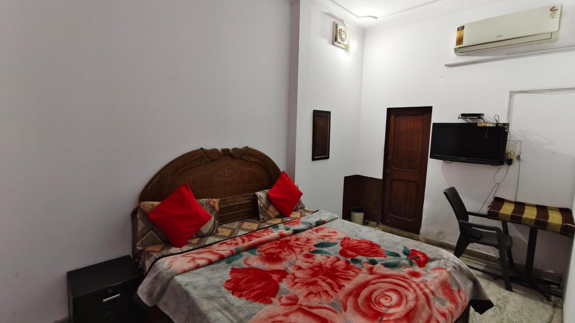 Rajdhani Guest House Faridabad Exterior foto