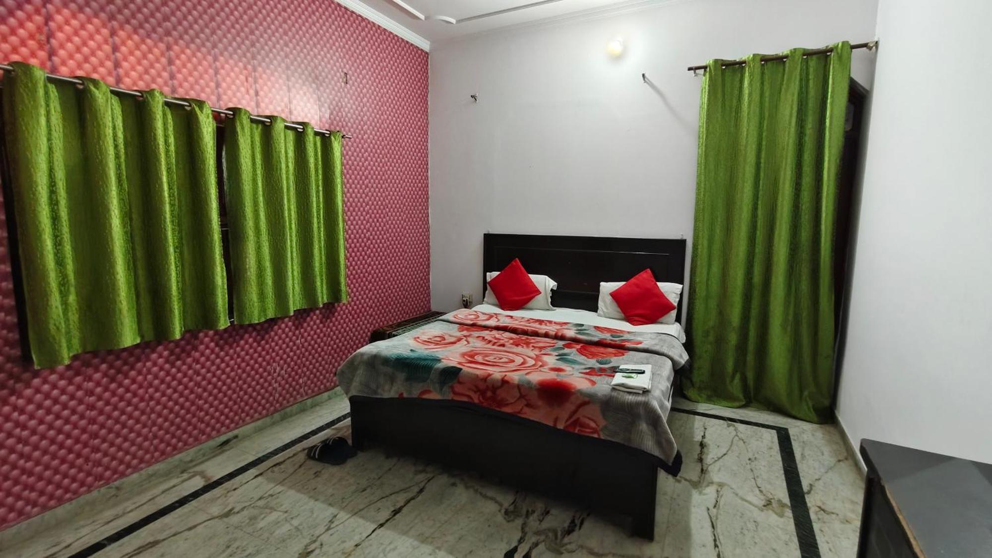 Rajdhani Guest House Faridabad Exterior foto
